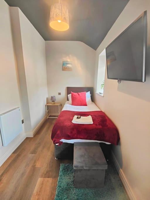 Sloane Modern 2 Bedroom Seafront Apartment Blackpool Exterior photo